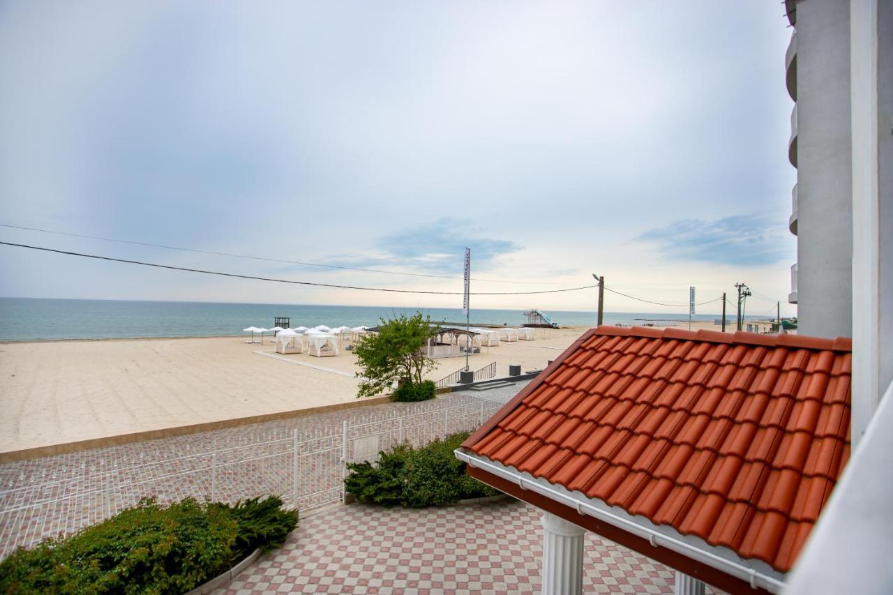 Олимп Hotel Zaliznyy Port Bagian luar foto