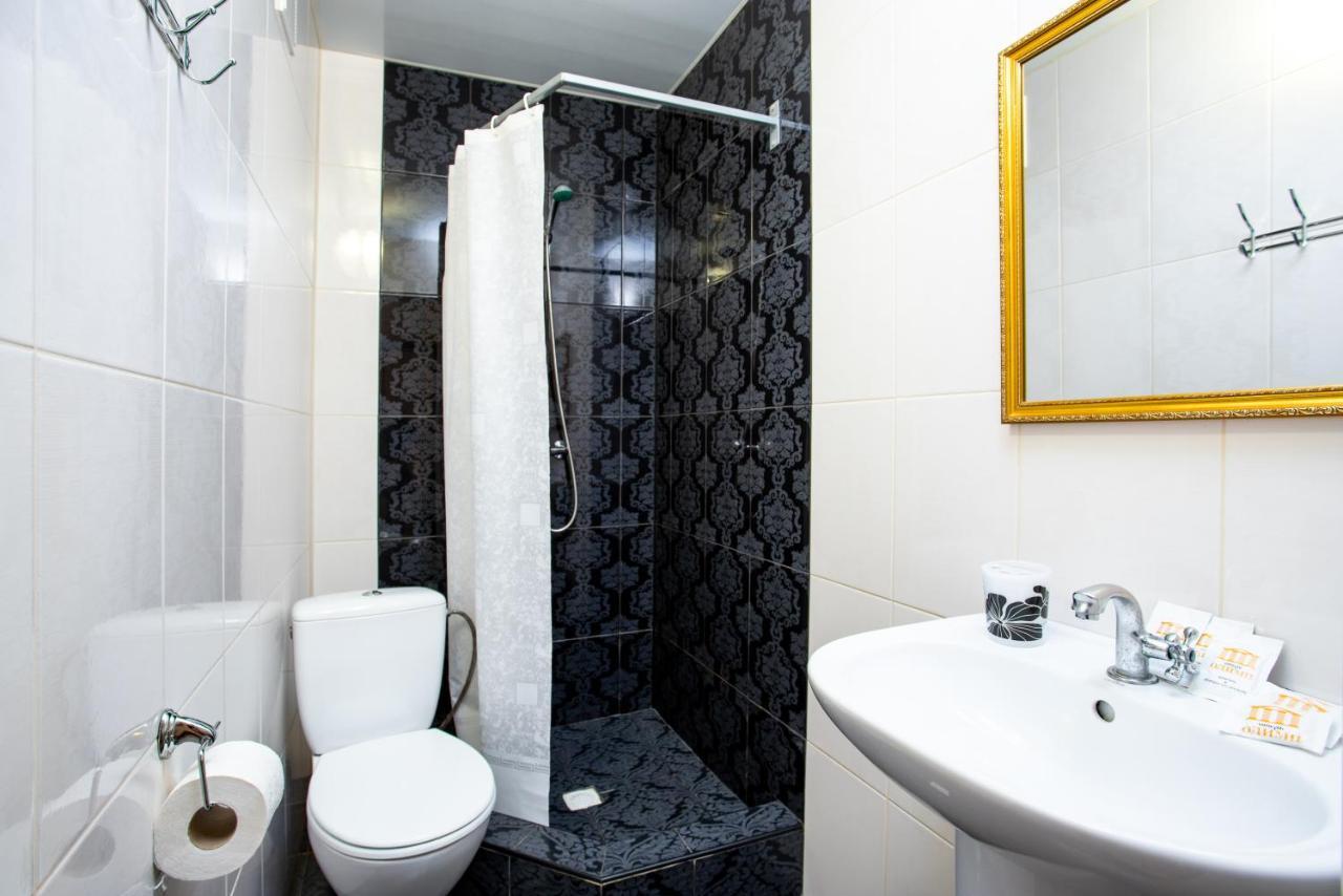 Олимп Hotel Zaliznyy Port Bagian luar foto