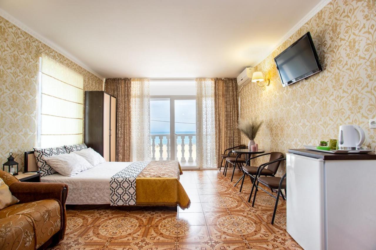 Олимп Hotel Zaliznyy Port Bagian luar foto