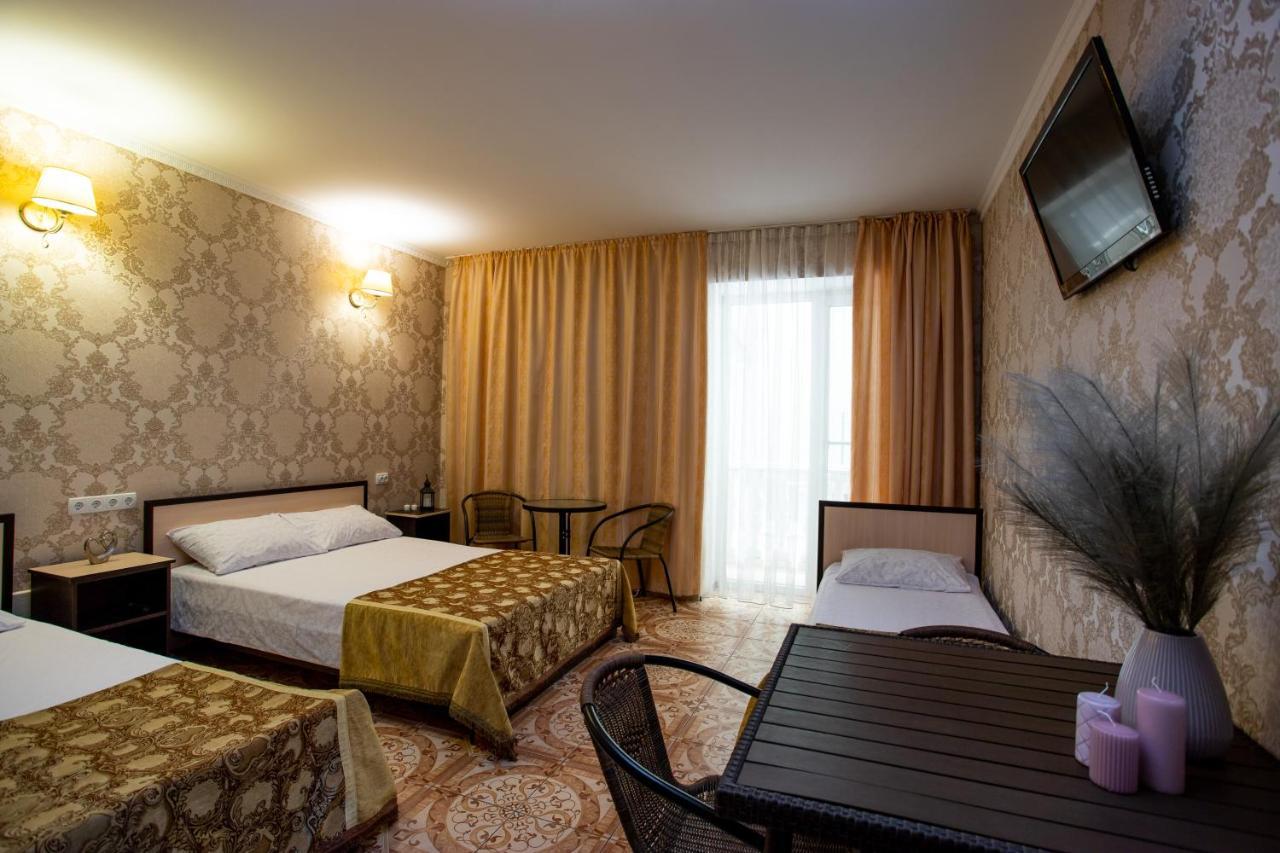 Олимп Hotel Zaliznyy Port Bagian luar foto